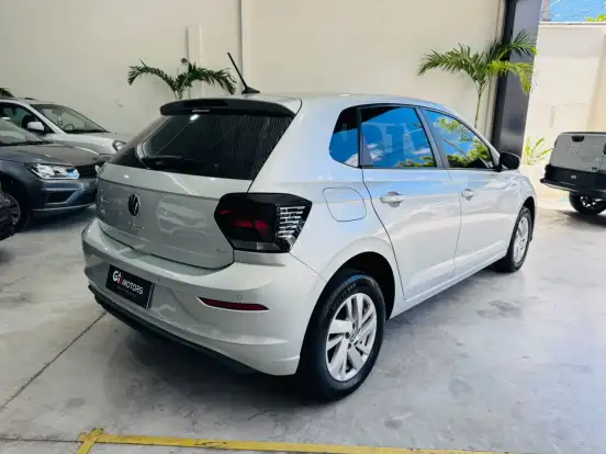 VOLKSWAGEN-POLO-1.0 170 TSI COMFORTLINE AUTOMÁTICO VOLKSWAGEN-POLO-2023