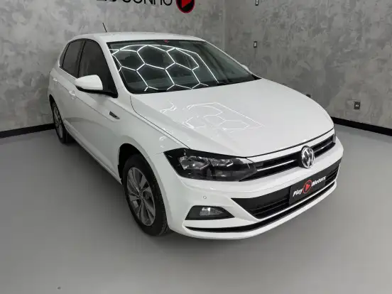 VOLKSWAGEN-POLO-2018