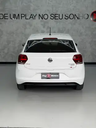 VOLKSWAGEN-POLO-2018