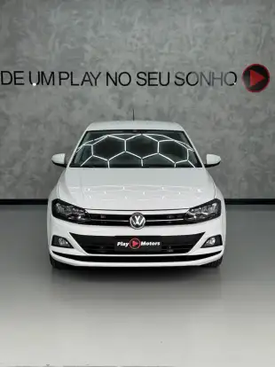 VOLKSWAGEN-POLO-2018