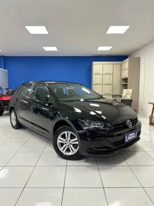 VOLKSWAGEN-POLO-2020