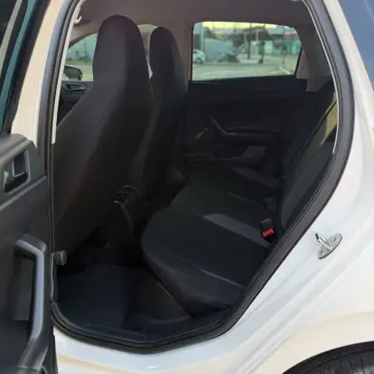 VOLKSWAGEN-POLO-2023