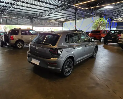 VOLKSWAGEN-POLO-2025