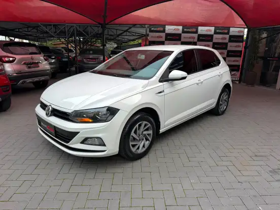 VOLKSWAGEN-POLO-2018