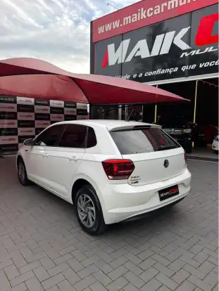 VOLKSWAGEN-POLO-2018