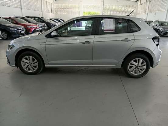 VOLKSWAGEN-POLO-2024