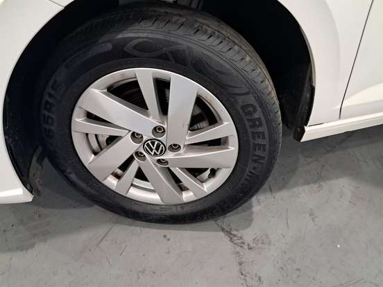 VOLKSWAGEN-POLO-2025