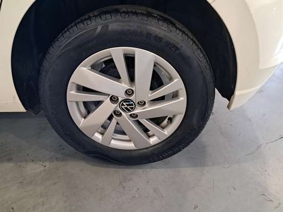 VOLKSWAGEN-POLO-2025