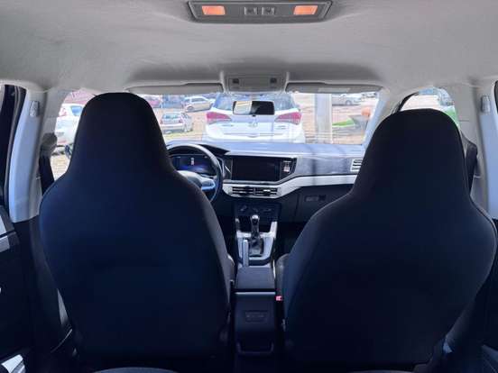 VOLKSWAGEN-POLO-2024