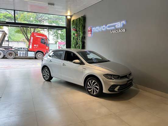 VOLKSWAGEN-POLO-1.0 170 TSI HIGHLINE AUTOMÁTICO VOLKSWAGEN-POLO-2023