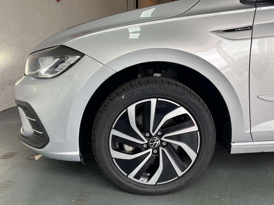 VOLKSWAGEN-POLO-2025