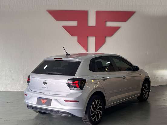VOLKSWAGEN-POLO-2025