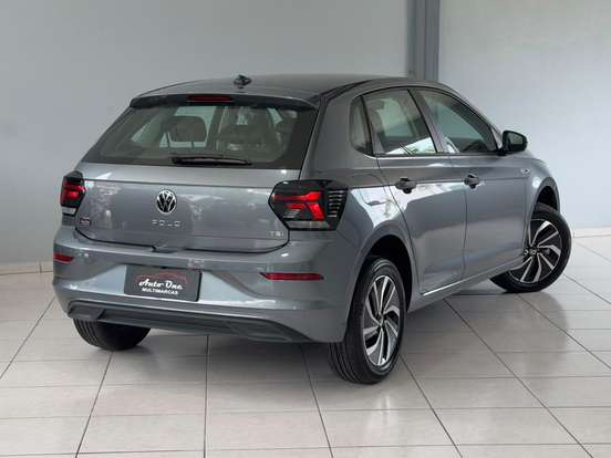 VOLKSWAGEN-POLO-1.0 170 TSI HIGHLINE AUTOMÁTICO VOLKSWAGEN-POLO-2025