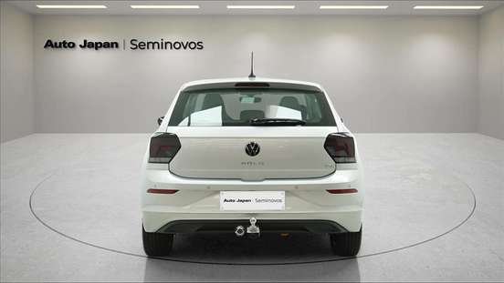 VOLKSWAGEN-POLO-2023