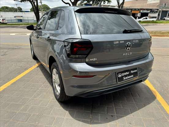 VOLKSWAGEN-POLO-2024