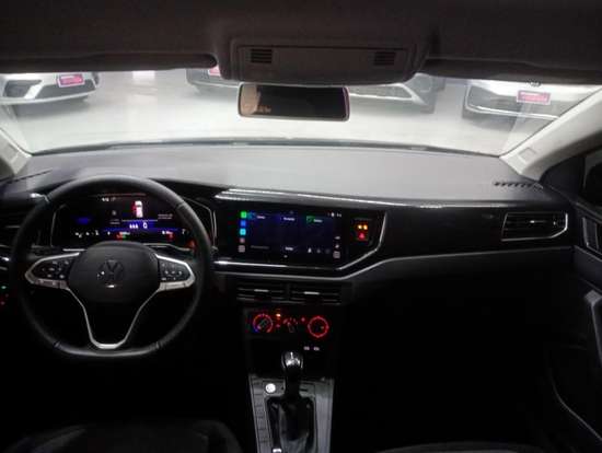 VOLKSWAGEN-POLO-2025