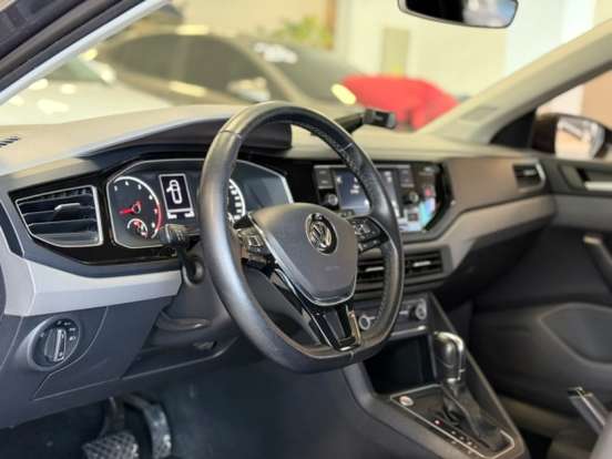 VOLKSWAGEN-POLO-1.0 200 TSI COMFORTLINE AUTOMÁTICO VOLKSWAGEN-POLO-2019