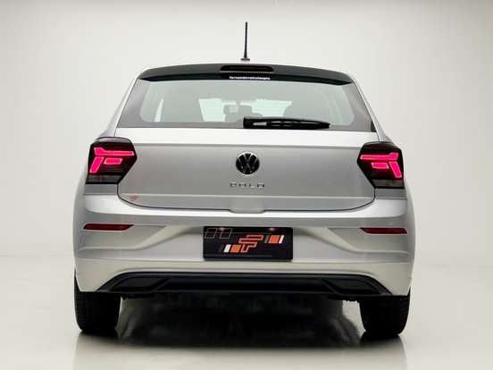 VOLKSWAGEN-POLO-2024