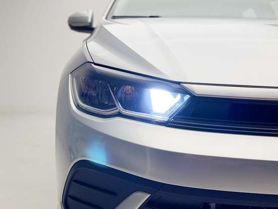 VOLKSWAGEN-POLO-2024