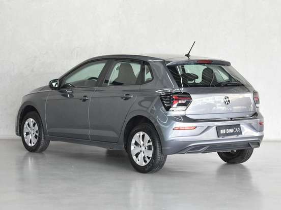 VOLKSWAGEN-POLO-2023