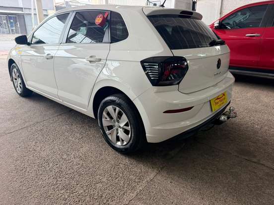 VOLKSWAGEN-POLO-2023