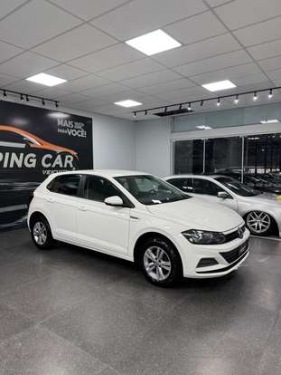 VOLKSWAGEN-POLO-2019