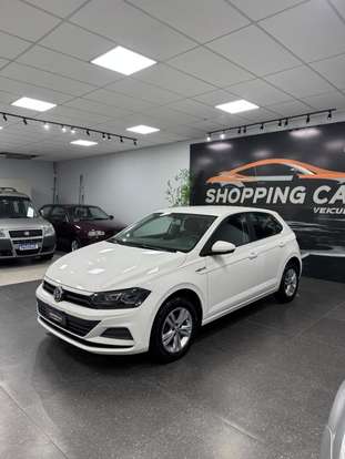 VOLKSWAGEN-POLO-2019