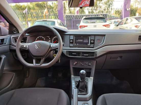 VOLKSWAGEN-POLO-2023