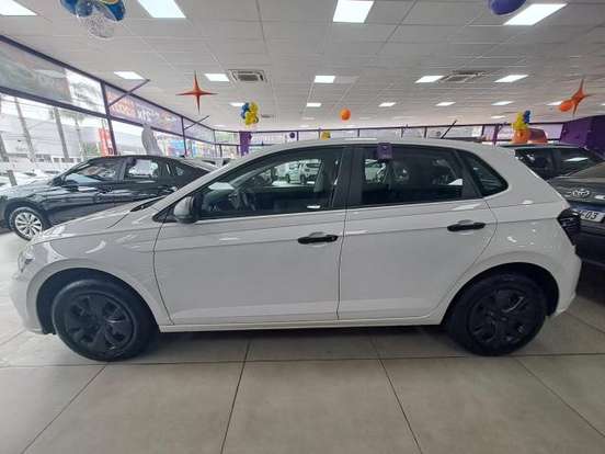 VOLKSWAGEN-POLO-2024