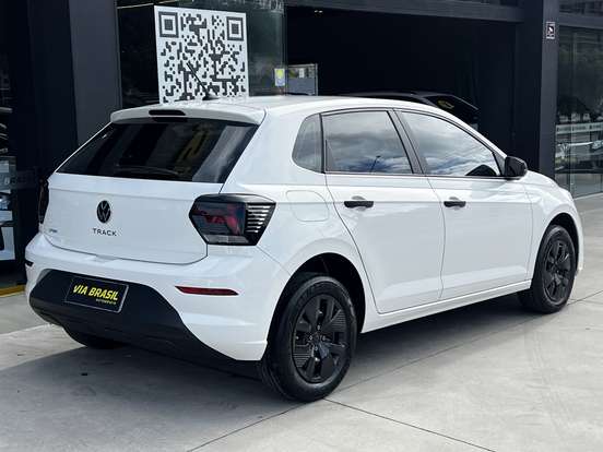VOLKSWAGEN-POLO-2024
