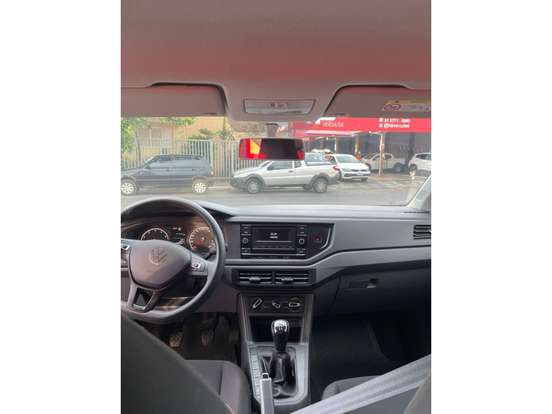 VOLKSWAGEN-POLO-2024