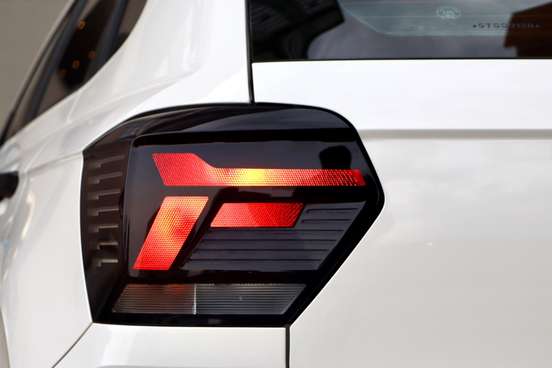 VOLKSWAGEN-POLO-2024