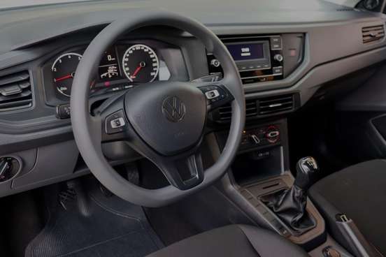VOLKSWAGEN-POLO-2024