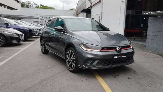 VOLKSWAGEN-POLO-2023