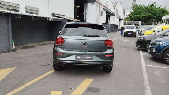 VOLKSWAGEN-POLO-2023