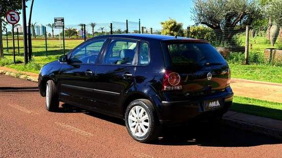VOLKSWAGEN-POLO-2009