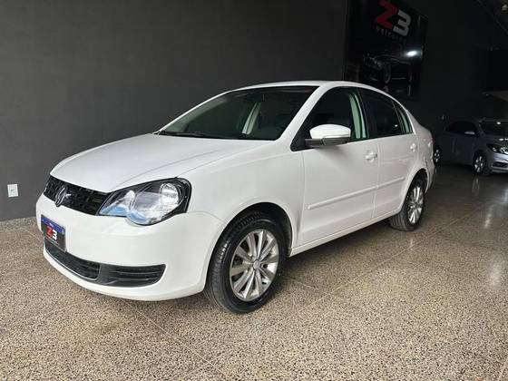 VOLKSWAGEN POLO 1.6 MI 8V FLEX 4P MANUAL