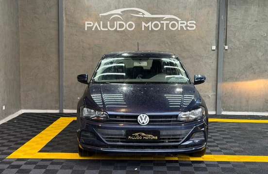 VOLKSWAGEN-POLO-2018