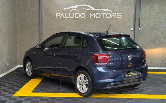 VOLKSWAGEN-POLO-1.6 MSI TOTAL FLEX AUTOMÁTICO VOLKSWAGEN-POLO-2018