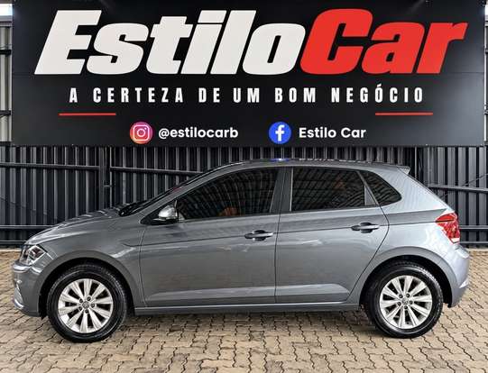 VOLKSWAGEN-POLO-2019