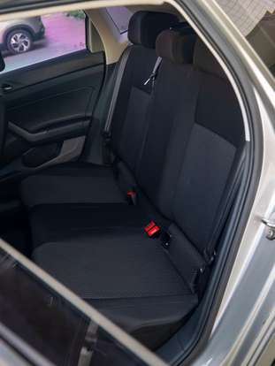 VOLKSWAGEN-POLO-2021