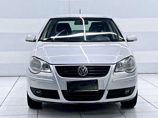 VOLKSWAGEN-POLO SEDAN-1.6 MI 8V FLEX 4P MANUAL VOLKSWAGEN-POLO SEDAN-2010