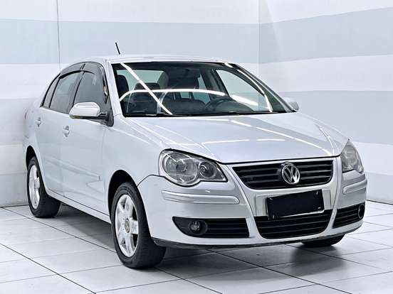 VOLKSWAGEN-POLO SEDAN-1.6 MI 8V FLEX 4P MANUAL VOLKSWAGEN-POLO SEDAN-2010