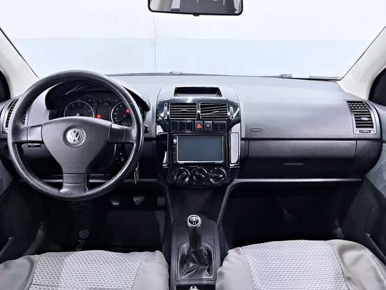 VOLKSWAGEN-POLO SEDAN-1.6 MI 8V FLEX 4P MANUAL VOLKSWAGEN-POLO SEDAN-2010