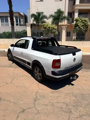 VOLKSWAGEN-SAVEIRO-2012