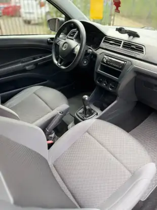 VOLKSWAGEN-SAVEIRO-2020
