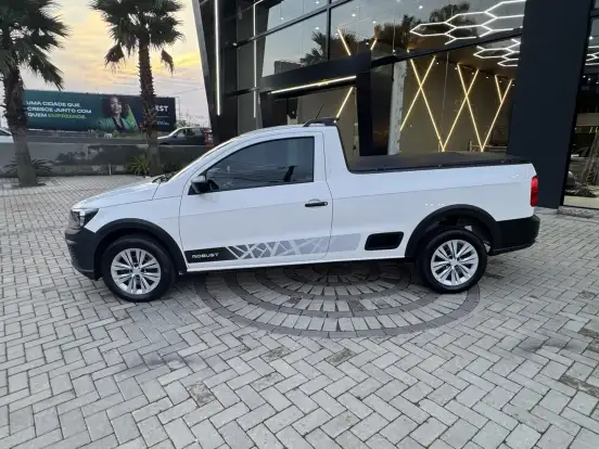 VOLKSWAGEN-SAVEIRO-2023