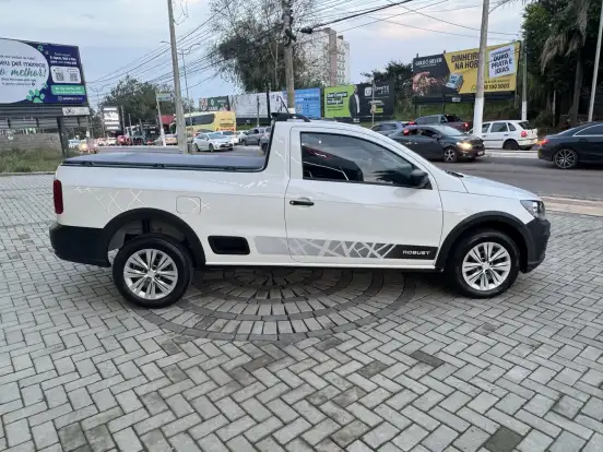 VOLKSWAGEN-SAVEIRO-2023