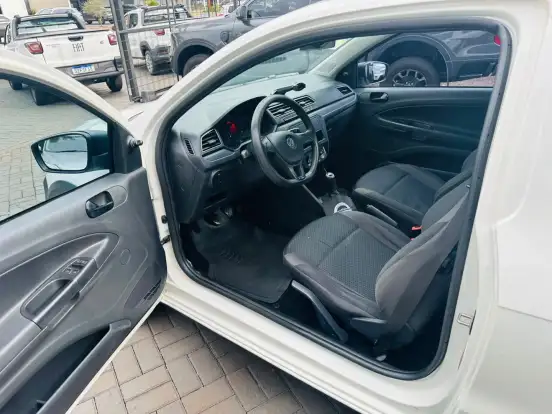 VOLKSWAGEN-SAVEIRO-2021
