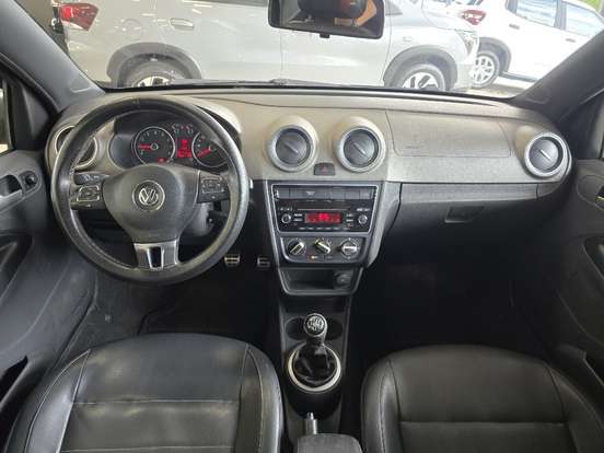 VOLKSWAGEN-SAVEIRO-2013